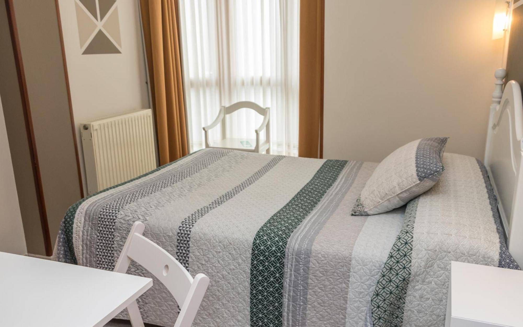 Hotel Plaza Onís Eksteriør billede